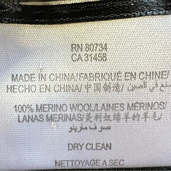 BCBG Maxazria Blue/Black Stripe Merino Wool Fit & Flare Sweater Dress Size XS - Picture 6 of 11